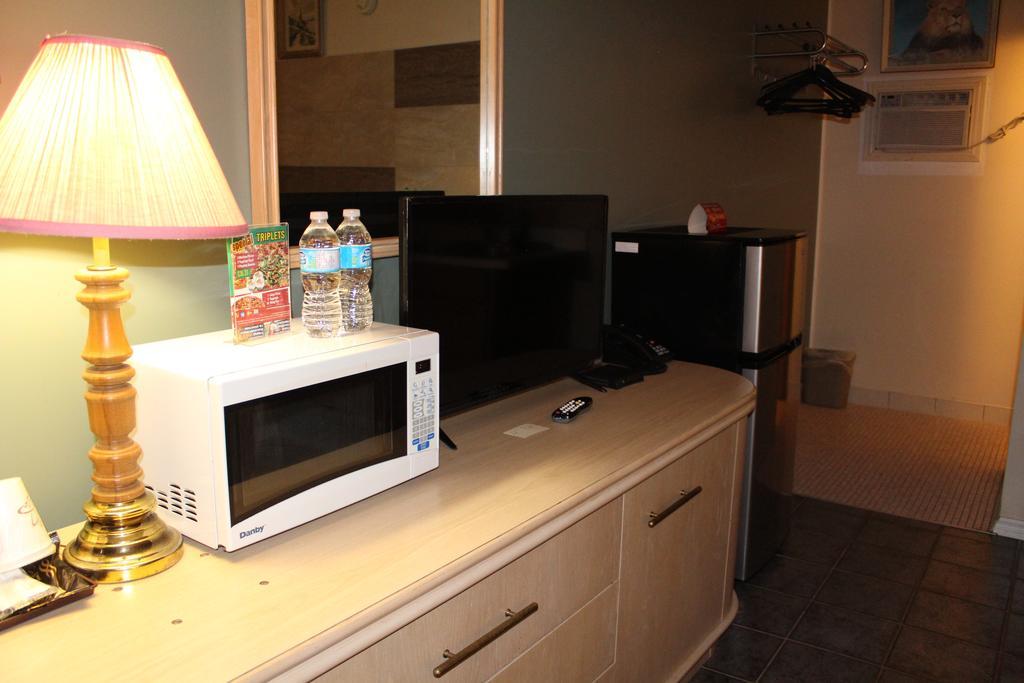 Ritz Inn Niagara Екстериор снимка